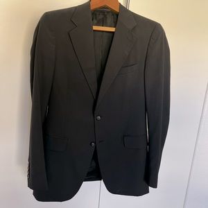 Prada Classic Black Suit - Size 50R